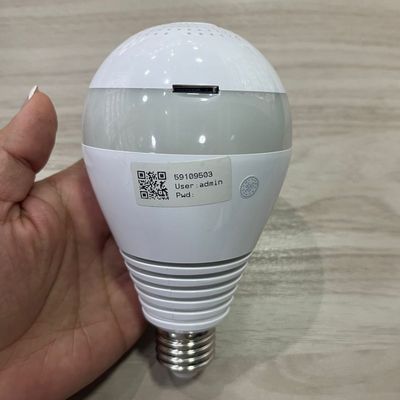 Cámara de seguridad WiFi tipo bombillo 360 con visión nocturna