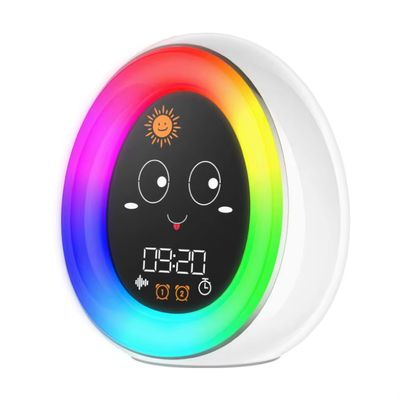 Reloj despertador infantil con luz nocturna de colores